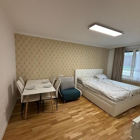 Exclusive Serviced Flat On Taborstrasse Vienna Exterior photo
